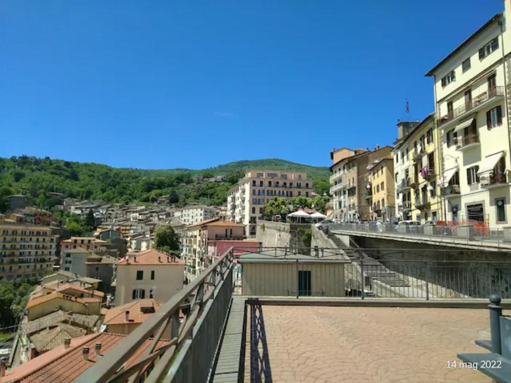 Alloggio Blu Nel Cuore Di Soriano Soriano nel Cimino Bagian luar foto